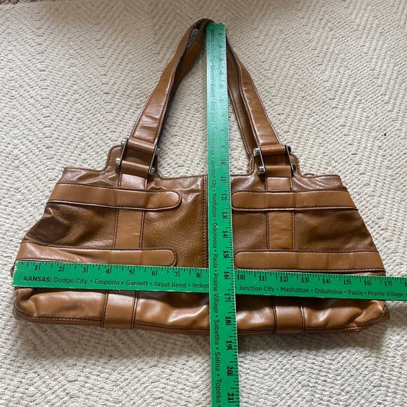 VTG axcess Liz Claiborne Should Bag Purse Biege Tan Boho Retro Y2K Style - Picture 2 of 9